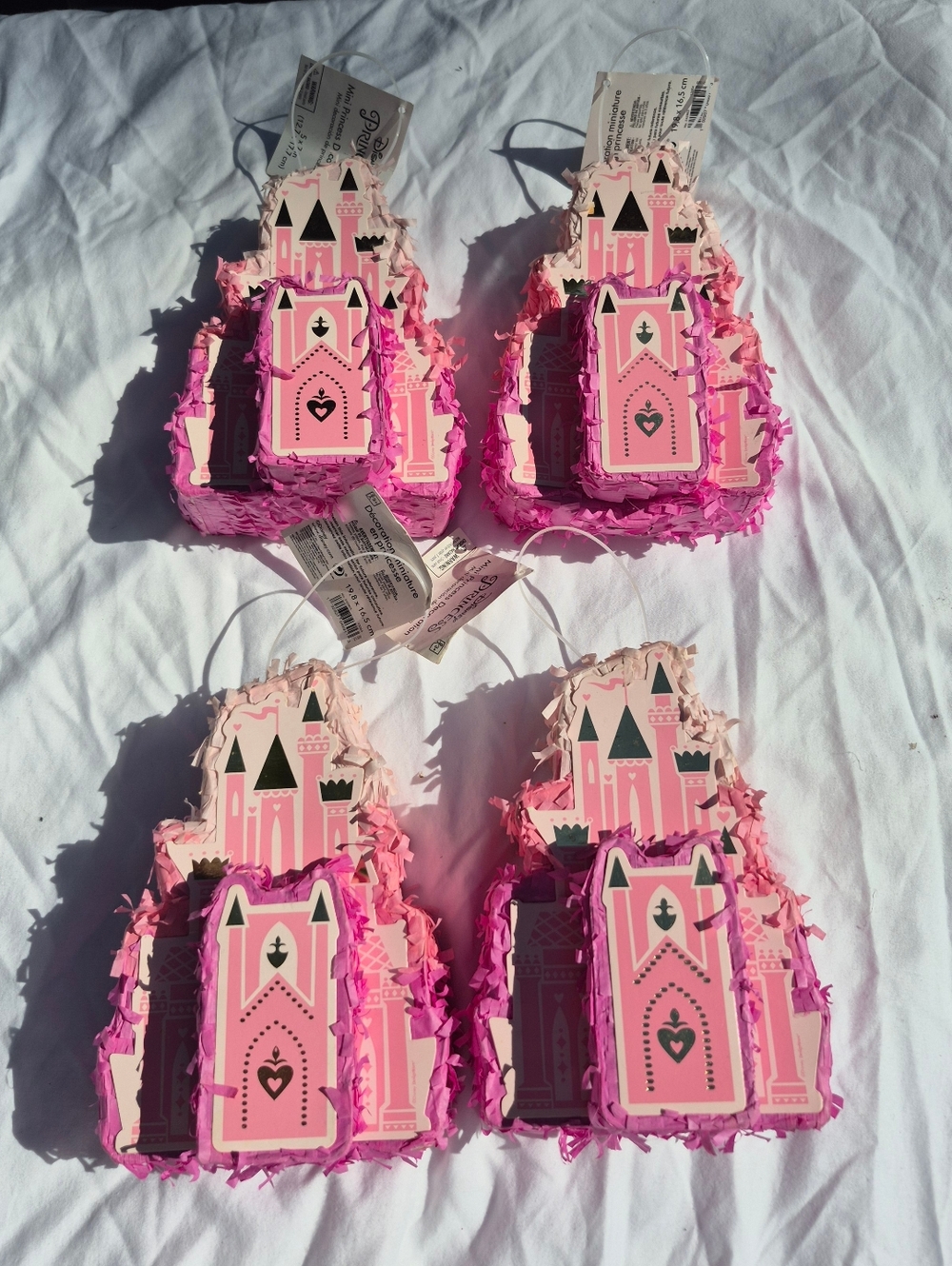​Set of 4 Disney Princess Miniature Castle Piñatas - Party Decor! 🍬